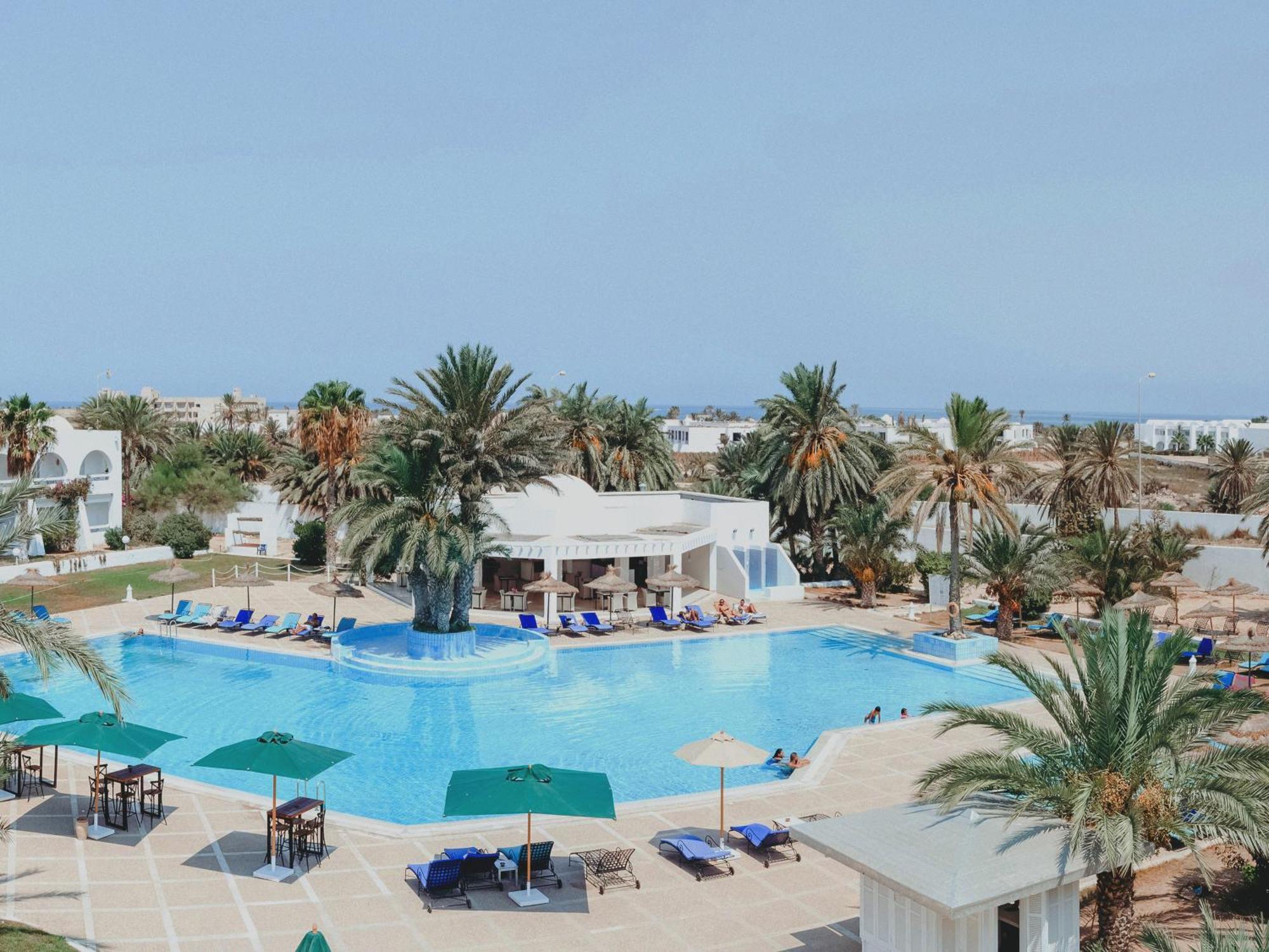 Hotel Bougainvillier Djerba Taguermess 외부 사진