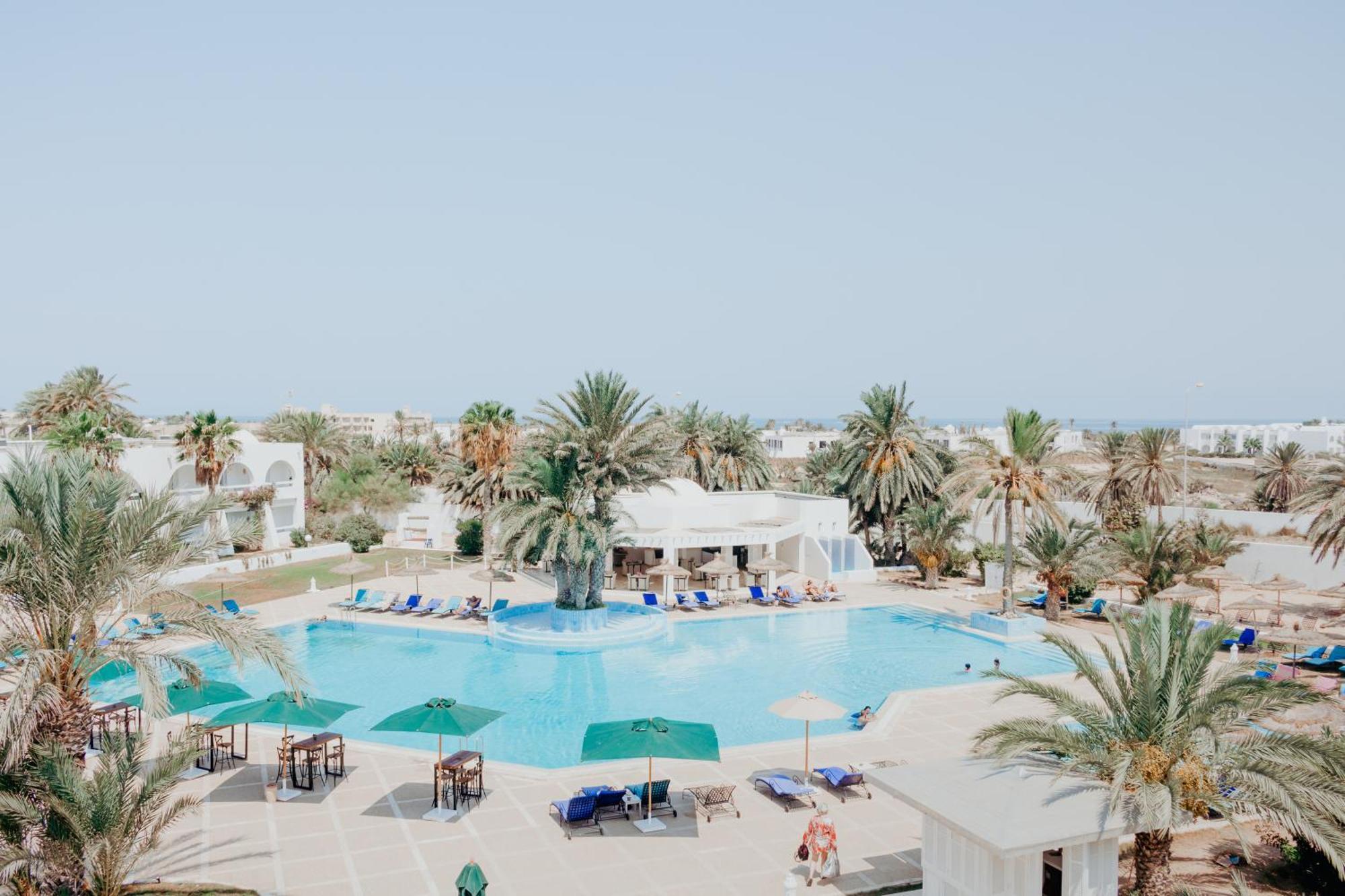 Hotel Bougainvillier Djerba Taguermess 외부 사진