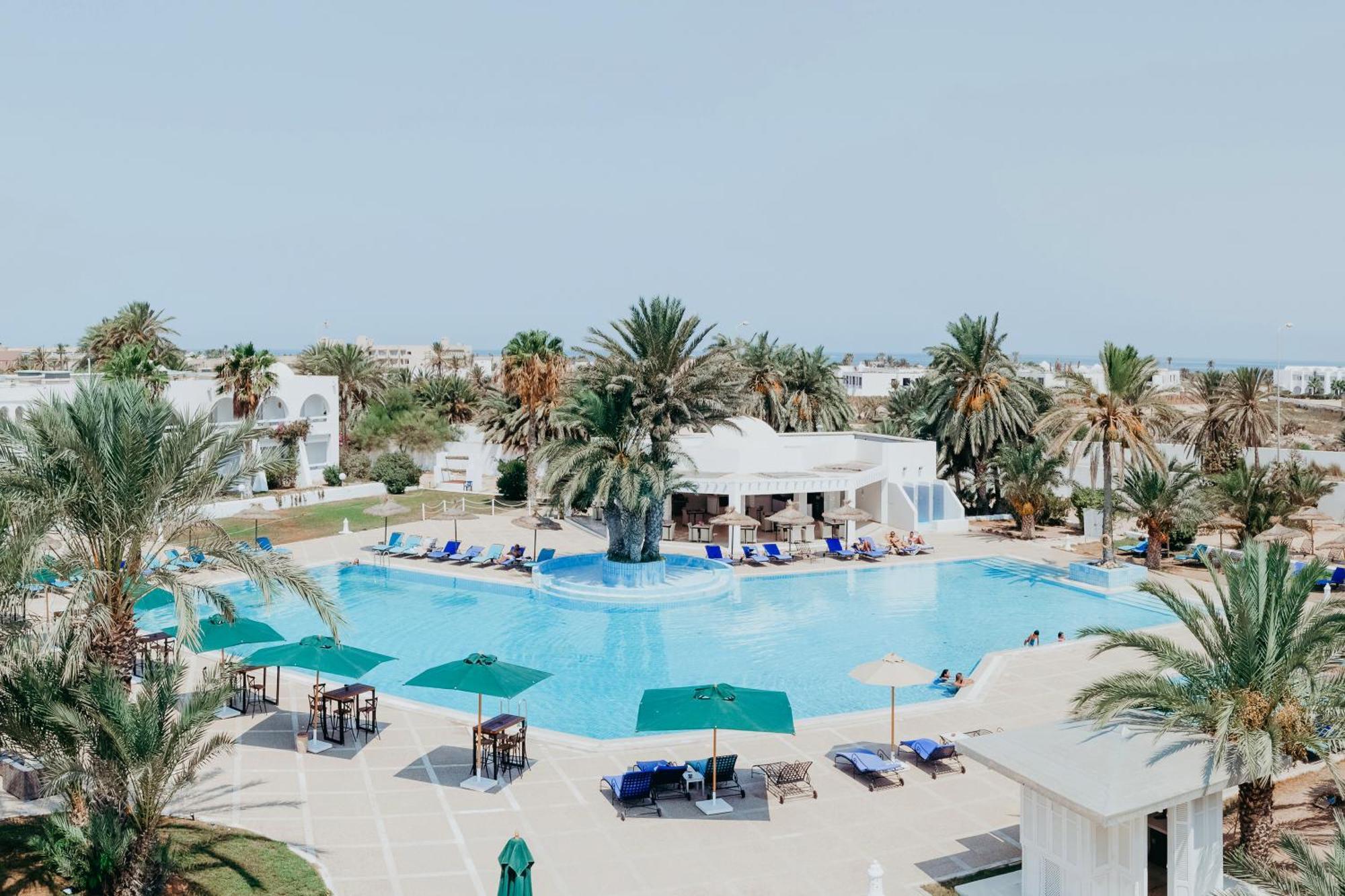 Hotel Bougainvillier Djerba Taguermess 외부 사진